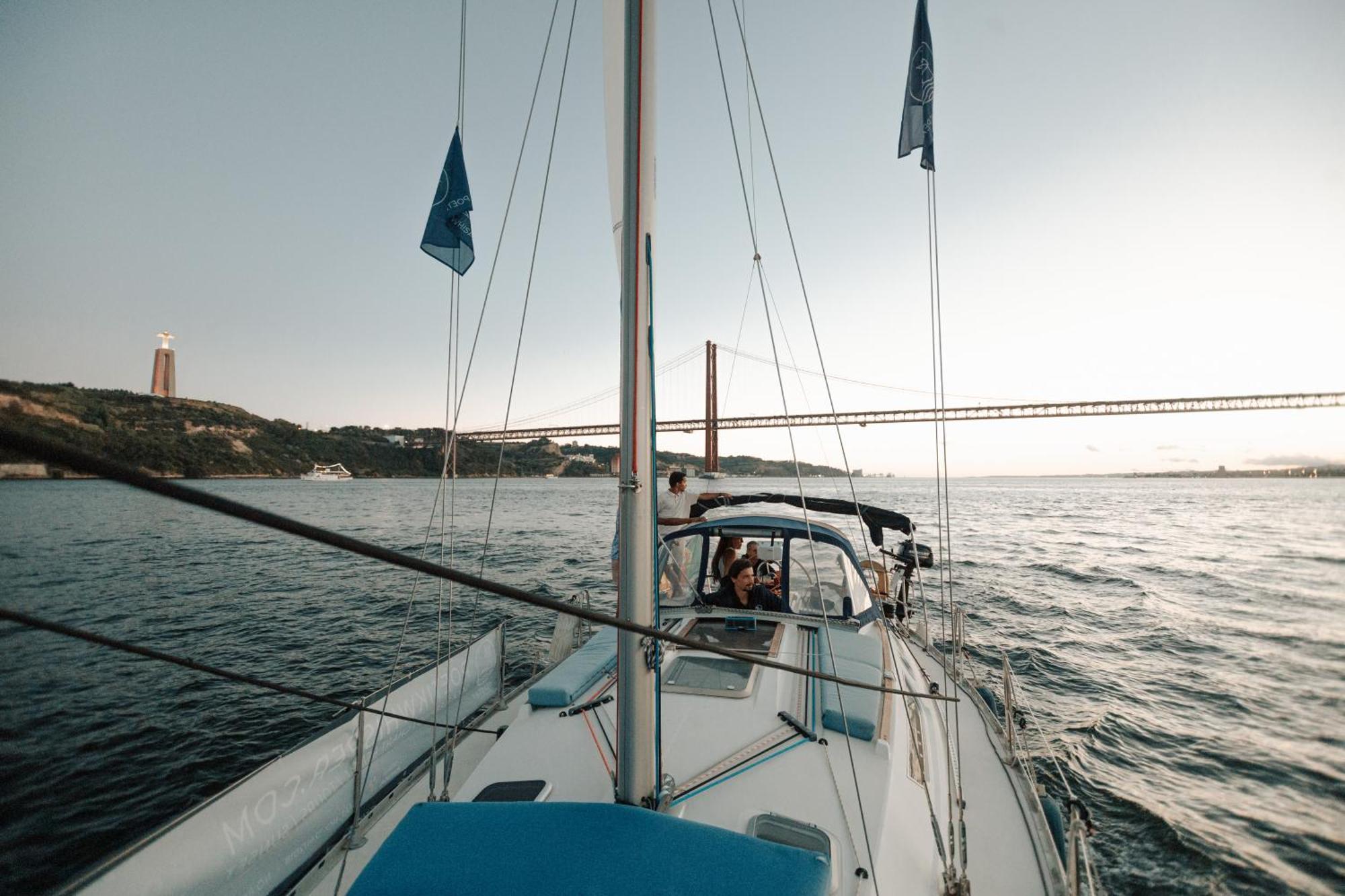 Stay In A Boat - Lisboa Kültér fotó